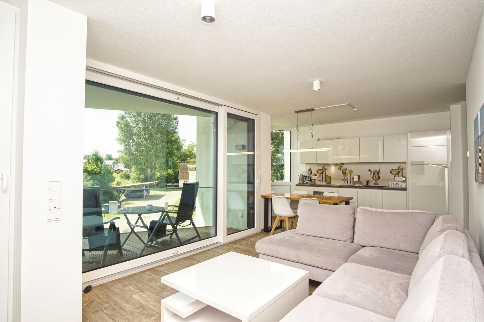 Haus Hafenkieker Fewo 08 - Balkon, Hafenblick Putbus Luaran gambar